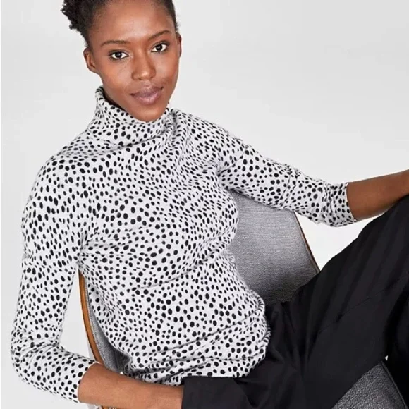 Charter Club Luxury 100% Cashmere Turtleneck Sweater Grey Animal Print Sz Large - Picture 3 of 13